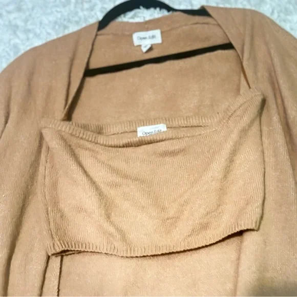 Open Edit  2-in-1-set Wool BANDEAU TOP & CARDIGAN SET IN TAN DALE - Picture 12 of 14